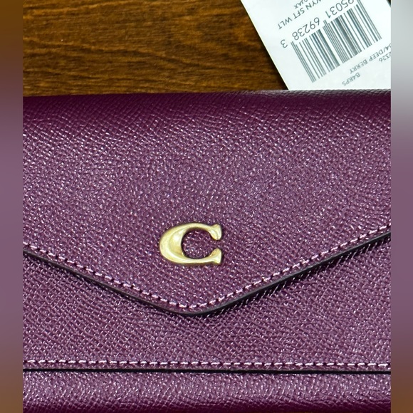 COACH WYN SOFT WALLET - NWT - Picture 4 of 10